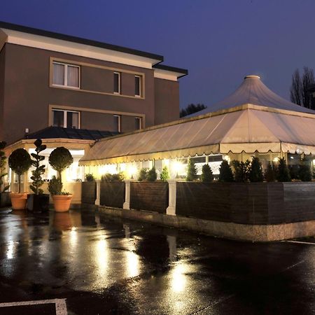 Bivius Hotel Restaurant Luxembourg Strassen Εξωτερικό φωτογραφία