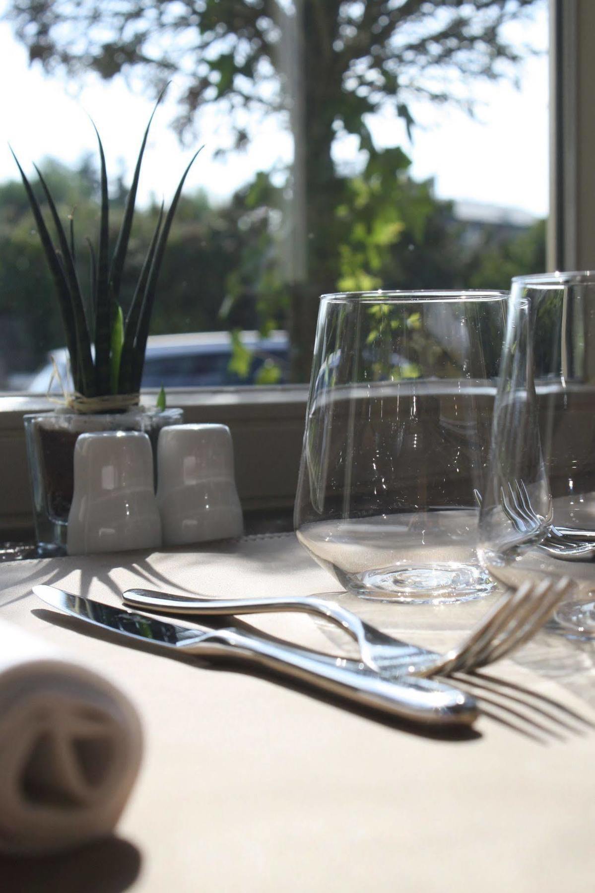 Bivius Hotel Restaurant Luxembourg Strassen Εξωτερικό φωτογραφία