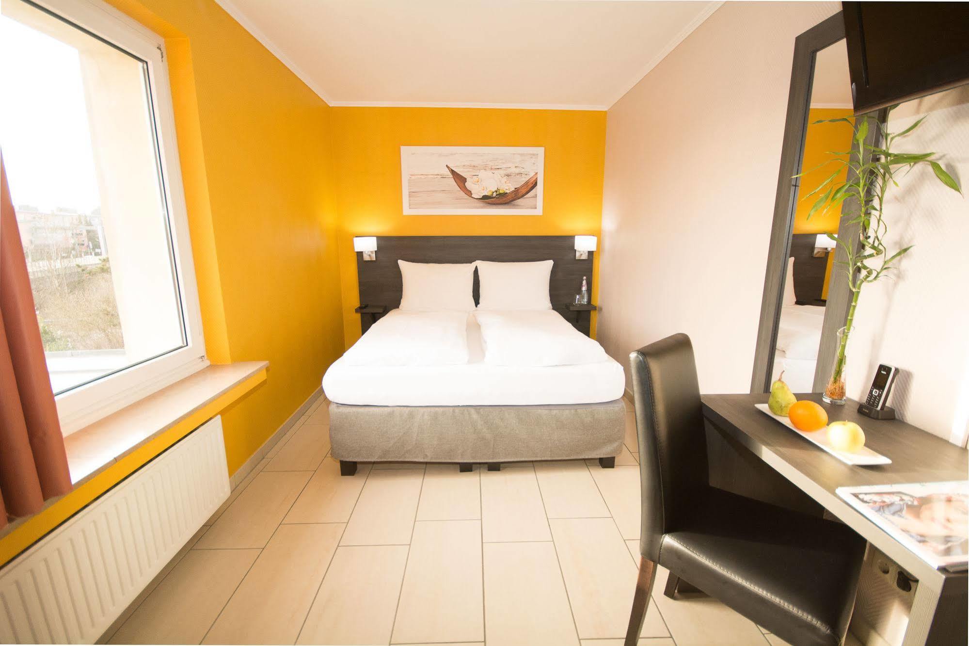 Bivius Hotel Restaurant Luxembourg Strassen Εξωτερικό φωτογραφία